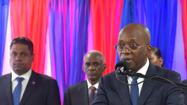 epa11300847 Haiti's interim Prime Minister Michel Patrick Boisvert speaks during the swearing-in ceremony of the Transitional Presidential Council in Port-Au-Prince, Haiti, 25 April 2024. The nine members of the Transitional Presidential Council, tasked with choosing the country's new prime minister and cabinet, were sworn in on 25 April following the formal resignation of Prime Minister Ariel Henry from office. EPA/Johnson Sabin