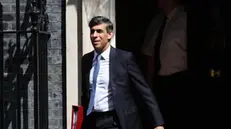 epa11312025 British Prime Minister Rishi Sunak departs 10 Downing Street for Prime Minister's Questions at parliament in London, Britain, 01 May 2024. EPA/ANDY RAIN