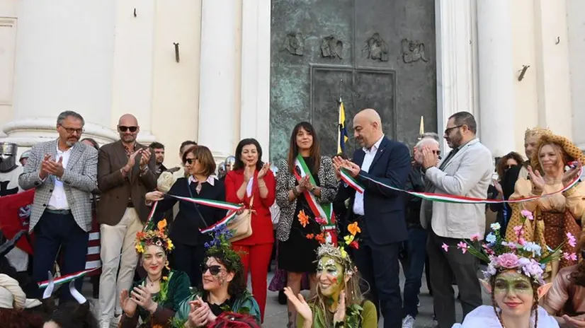 In piazza con noi a Montichiari