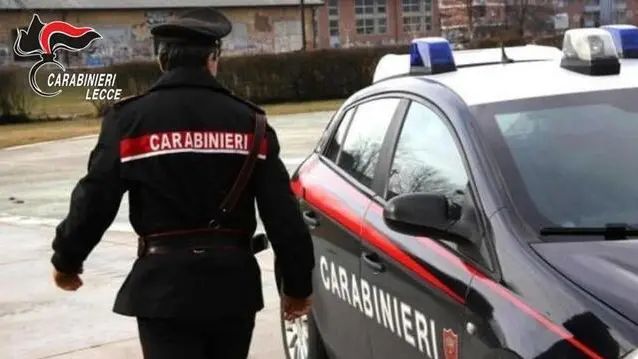 Carabinieri lecce, auto, pattuglia, carabiniere, generica