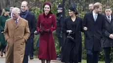epa07248290 (L-R) Britain's Charles, Prince of Wales; Prince William, Duke of Cambridge; Catherine, Duchess of Cambridge; Meghan, Duchess of Sussex and Prince Harry, Duke of Sussex attend the Christmas Day Church service in Sandringham, Norfolk, Britain, 25 December 2018. EPA/STR UK AND IRELAND OUT SHUTTERSTOCK OUT