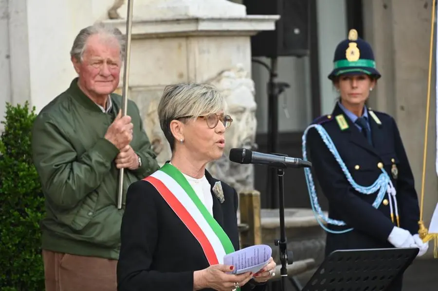 Giornata in memoria delle vittime del terrorismo, la commemorazione in piazza Loggia