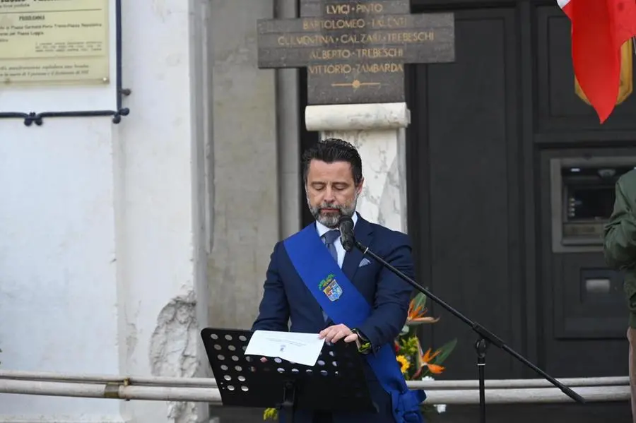 Giornata in memoria delle vittime del terrorismo, la commemorazione in piazza Loggia