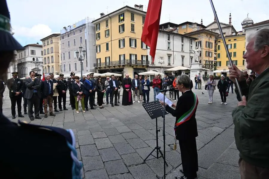 Giornata in memoria delle vittime del terrorismo, la commemorazione in piazza Loggia