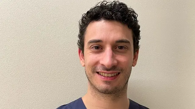 Il dottor Luca Ferrario, ortodonzista e Invisalign provider del Centro polispecialistico Polimedica Vitruvio di Capriolo