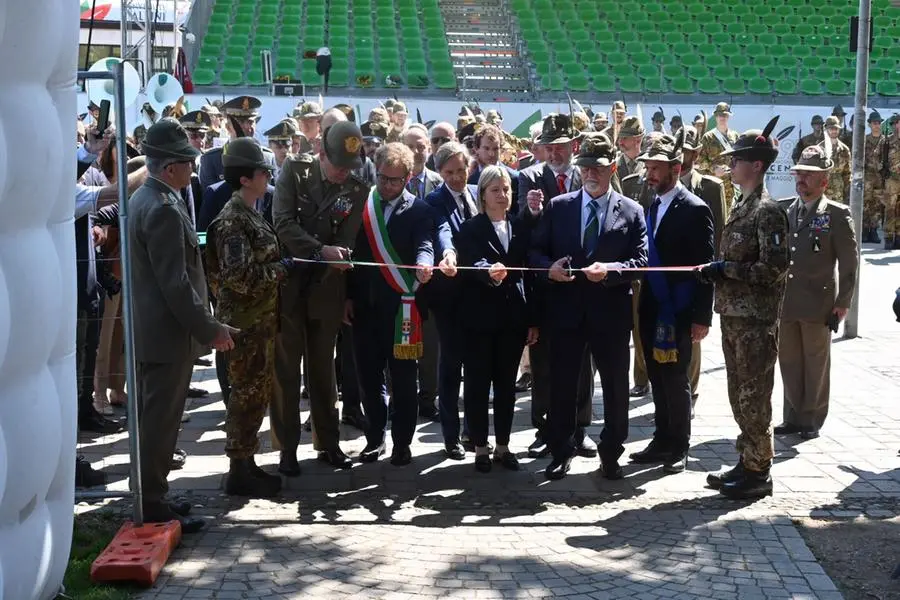 Adunata degli alpini a Vicenza, l'apertura