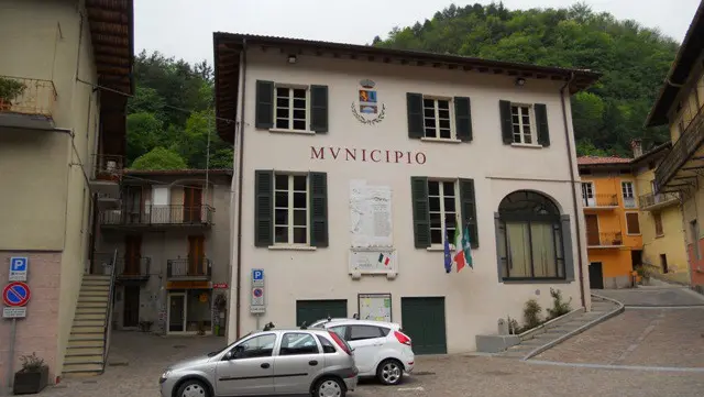 Il municipio di Tavernole sul Mella