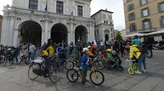 Tutti in bici in piazza Loggia - Foto Giovanni Benini/Neg © www.giornaledibrescia.it