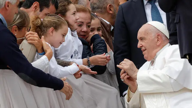 Pope Francis leads the weekly general audience in Saint Peter's Square, Vatican City, 8 May 2024. ANSA/GIUSEPPE LAMI