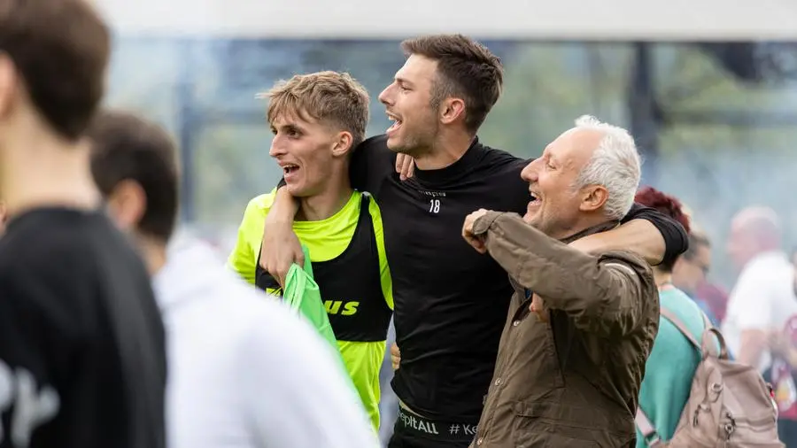 SPORT CALCIO SERIE D PLAY OUT BRENO CJARLINS MUZANE NELLA FOTO FESTEGGIAMENTI FINALI scaroni@newreporter