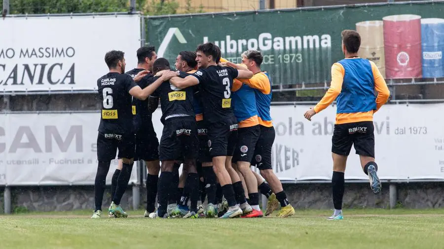 SPORT CALCIO SERIE D PLAY OUT BRENO CJARLINS MUZANE NELLA FOTO ESULTANZA CJARLINS MUZANE scaroni@newreporter