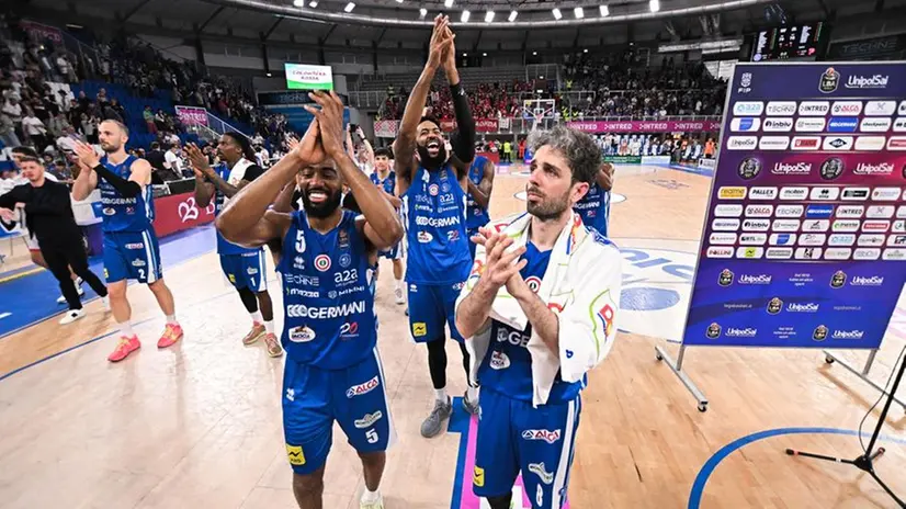 SPORT BASKET BRESCIA Germani Pallacanestro Brescia Estra Pistoia GARA 1 NELLA FOTO esultanza Brescia 12-05-2024 Checchi@newreporter