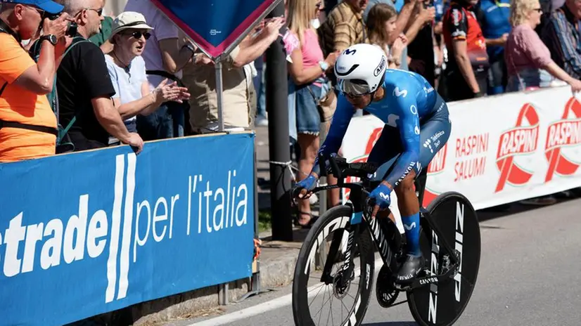 SPORT CICLISMO POZZOLENGO GIRO D’ITALIA 2024 PASSAGGIO A POZZOLENGO NELLA FOTO PASSAGGIO QUINTANA 18-05-2024 PIERPAOLO PAPETTI AGENZIA NEWREPORTER