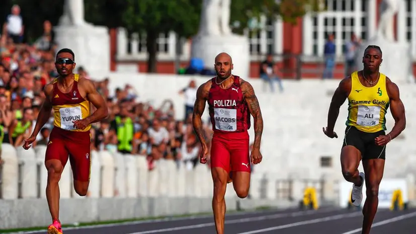 Sprint Festival, Jacobs vince nei 100 metri
