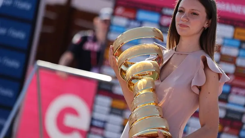 Giro d'Italia 2024, Manerba si prepara per la partenza di tappa