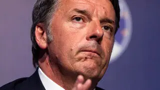 Il leader di Italia Viva (Iv) Matteo Renzi, durante l’evento con i candidati della lista Stati Uniti d'Europa alle Elezioni Europee, Roma, 17 maggio 2024. ANSA/ANGELO CARCONI