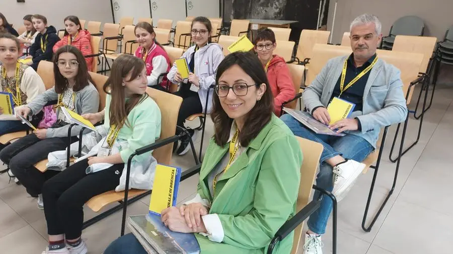 Gli studenti dalla quinta B dell'Istituto Canossiano in visita al GdB