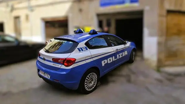 Auto polizia di Stato