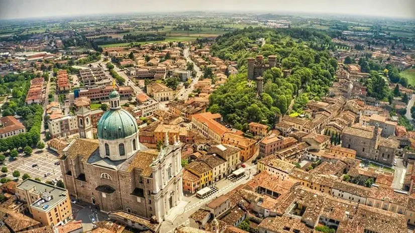 Una veduta del cuore di Montichiari - © www.giornaledibrescia.it