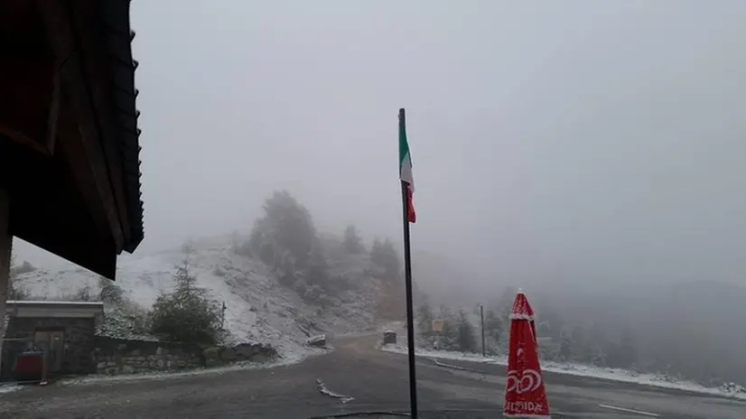 Neve al Passo Crocedomini - © www.giornaledibrescia.it