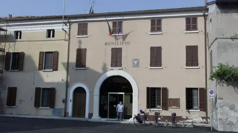 Il palazzo municipale di Visano