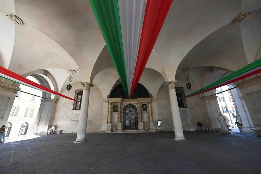 In piazza Loggia le celebrazioni per la Festa del 2 giugno