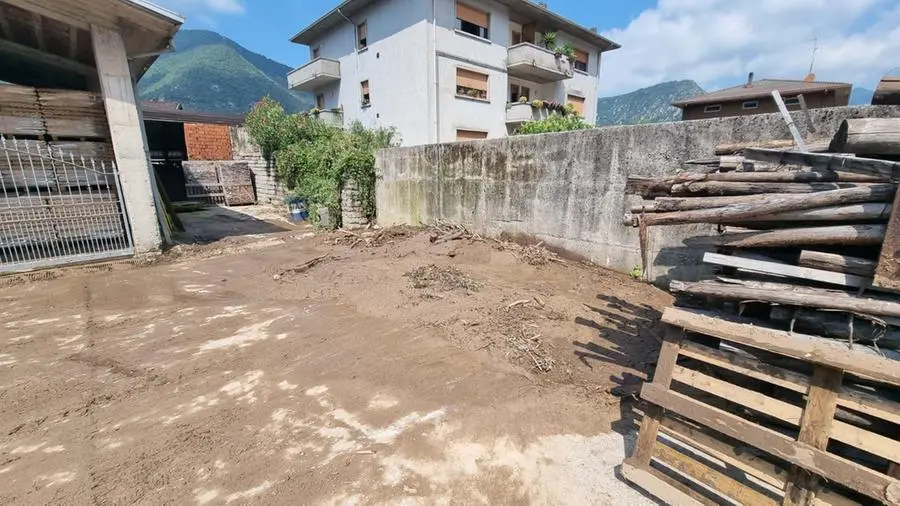 A Vobarno le strade piene di fango dopo l'esondazione