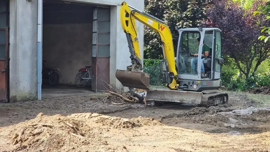 A Vobarno le strade piene di fango dopo l'esondazione