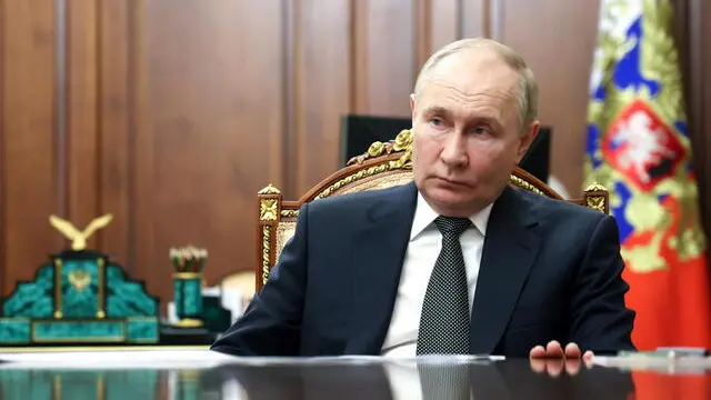 epa11377221 Russian President Vladimir Putin meets with Orenburg Region Governor Denis Pasler (not pictured) at the Kremlin, in Moscow, Russia, 29 May 2024. EPA/ALEXANDER KAZAKOV/KREMLIN / POOL MANDATORY CREDIT
