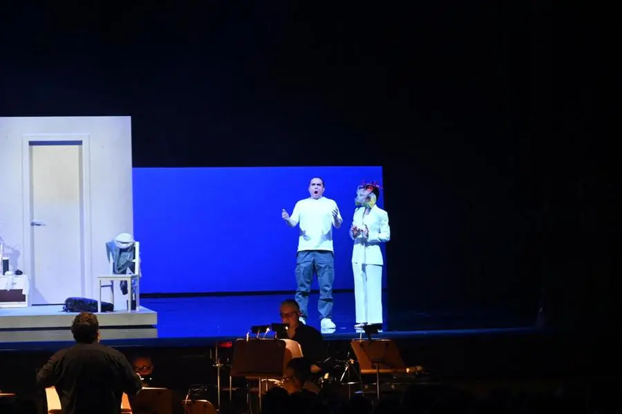 Festa dell'Opera, «Robinson» in scena al Teatro Grande: le immagini dal palco