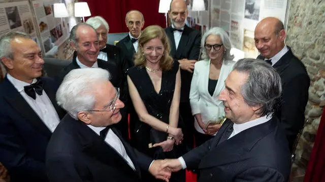 Verona - Il Presidente della Repubblica Sergio Mattarella con il Maestro Riccardo Muti, all'Arena di Verona in occasione della raprresentazione del concerto "La grande Opera italiana patrimonio dell'umanità" diretto dal Maestro Riccardo Muti, oggi 7 giugno 2024. (Foto di Paolo Giandotti - Ufficio Stampa per la Stampa e la Comunicazione della Presidenza della Repubblica)