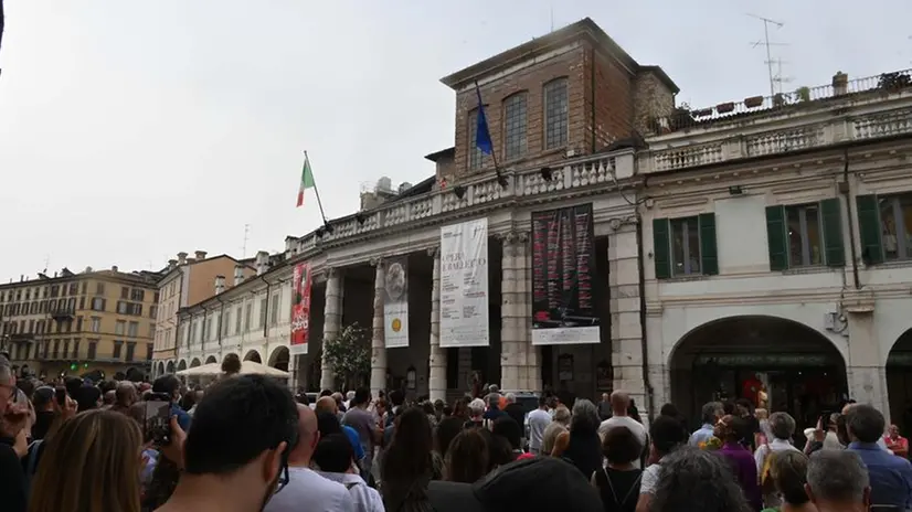 Le esibizioni dalla terrazza del Teatro Grande
