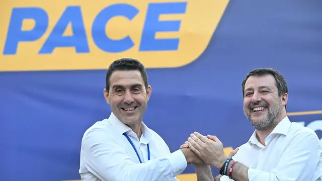 Un momento della manifestazione della Lega con Matteo Salvini e Roberto Vannacci in piazza Santi Apostoli a Roma, 6 giugno 2024. ANSA/CLAUDIO PERI