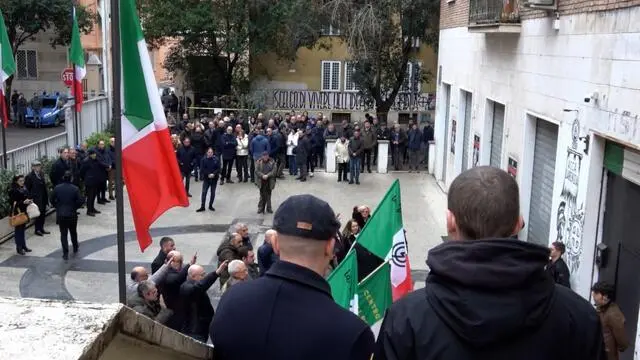 (Frame video) Saluti romani di alcuni militanti con il "presente" e il saluto romano durante la commemorazione dei tre militanti del Fronte della gioventù Franco Bigonzetti, Francesco Ciavatta e Stefano Recchioni, uccisi il 7 gennaio 1978 a Roma nella strage di Acca Larentia a Roma, 7 gennaio 2024. ANSA/Alanews