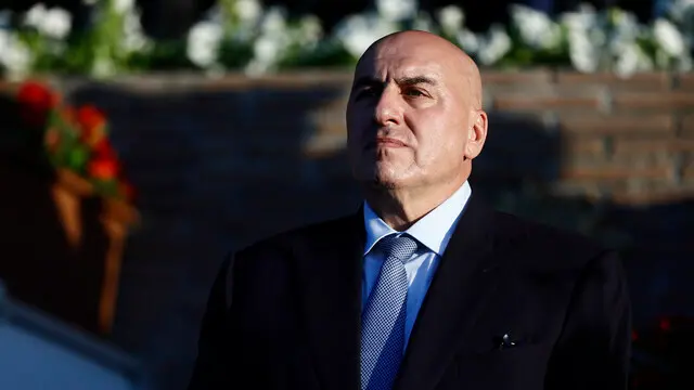 Il ministro della Difesa Guido Crosetto durante la cerimonia per l’anniversario della fondazione dell’Arma dei Carabinieri, presso la Caserma Salvo d’Acquisto, Roma, 05 giugno 2024, ANSA/VINCENZO LIVIERI