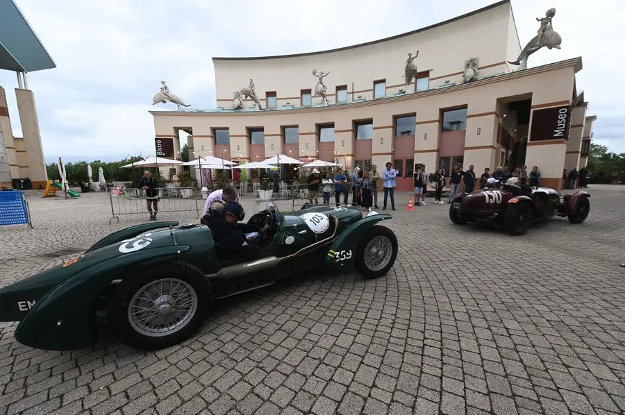 Mille Miglia 2024, terza tappa: la partenza da Viareggio