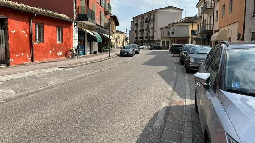 La strada dove è stata investita la piccola - © www.giornaledibrescia.it