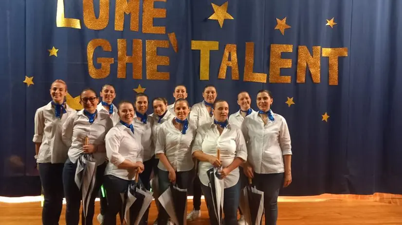 Le majorettes «Le fenici» di Lumezzane - Foto © www.giornaledibrescia.it