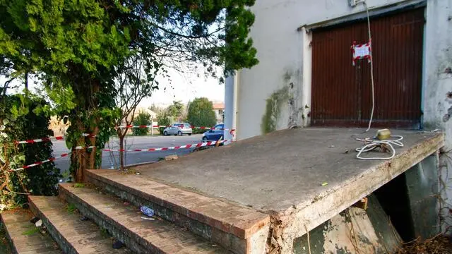 A view of the rear entrance of the disco 'Lanterna Azzurra' in Corinaldo, central Italy, 08 December 2018. At least Six people, all but one of them minors, were killed and about 35 others injured in a stampede of panicked concertgoers early Saturday at a disco in a small town on Italy's central Adriatic coast. ANSA/PASQUALE BOVE