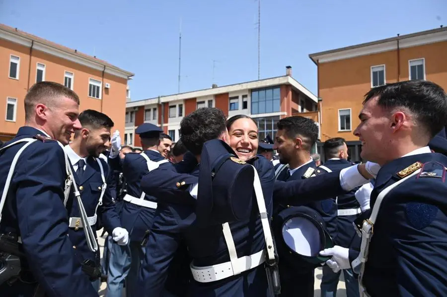 Il giuramento dei nuovi agenti di Polizia alla Polgai