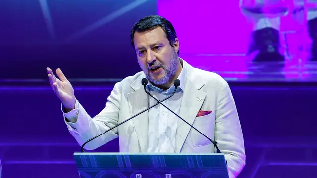 il ministro delle Infrastutture e Mobilta Sostenibile Matteo Salvini all’auditorium durante l’assemblea nazionale ANCE, Roma, 18 Giugno, 2024 ANSA / GIUSEPPE LAMI