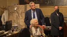 Alberto Belli Paci con la madre Liliana Segre