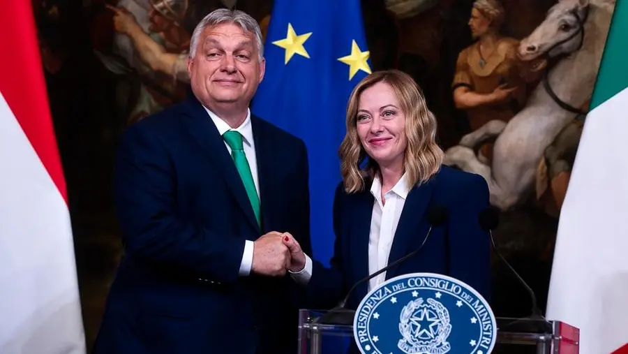 Giorgia Meloni e Viktor Orbán dopo un incontro a Palazzo Chigi il 24 giugno 2024 - Foto Ansa/angelo Carconi © www.giornaledibrescia.it