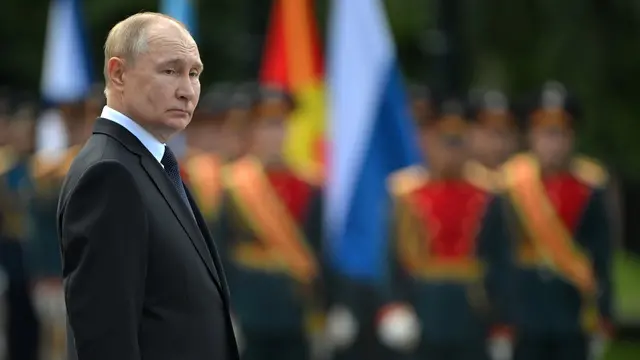 epa11429989 Russian President Vladimir Putin looks on as he attends a wreath-laying ceremony at the Tomb of the Unknown Soldier by the Kremlin wall to commemorate the 83rd anniversary of the Nazi Germany's invasion of the Soviet Union in 1941, on the Memory and Sorrow Day in Moscow, Russia, 22 June 2024. The Day of Remembrance and Sorrow is observed annually on 22 June in Russia to commemorate those who died defending the Soviet Union from the Nazi Germany and its allies during Operation Barbarossa, launched on 22 June 1941 during World War II. EPA/SERGEY GUNEEV/SPUTNIK/KREMLIN POOL MANDATORY CREDIT