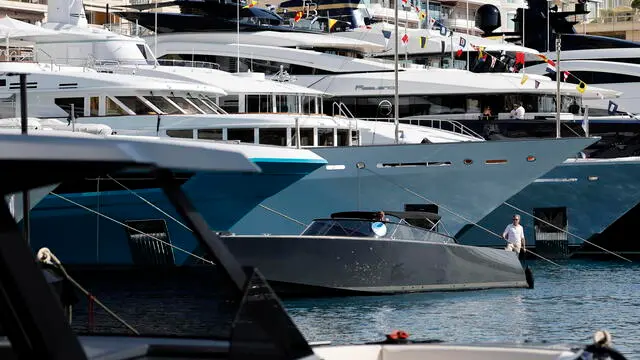 epa10887876 Luxury yachts are presented during the Monaco Yacht Show 2023 at Port Hercules, in the Principality of Monaco, 28 September 2023. The exhibition of yachts in all sizes and a variety of equipment is one of the biggest European Yachting conventions and runs from 27 to 30 September 2023. EPA/SEBASTIEN NOGIER