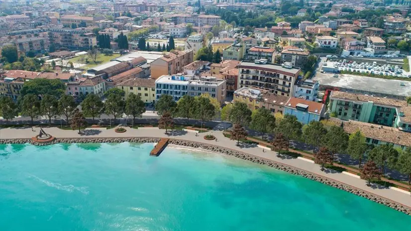 Il lungolago di Desenzano dall'alto - © www.giornaledibrescia.it