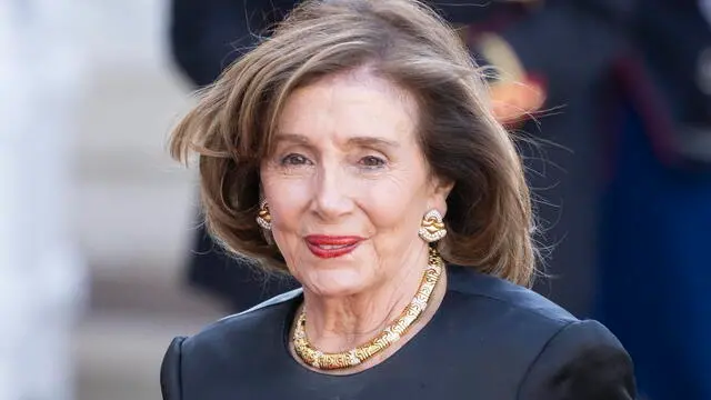 epa11398677 Former US House Speaker Nancy Pelosi arrives for an official state dinner for the visit of US President Joe Biden his wife Jill Biden at the Elysee Palace, Paris, France, 08 June 2024. US President Joe Biden is being feted by French President Emmanuel Macron with a state visit, as the two allies aim to show off their partnership on global security issues and move past trade tensions. EPA/ANDRE PAIN