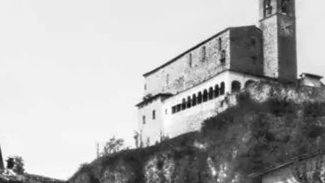 La Rocca di Sabbio Chiese vista dal  torrente Vrenda