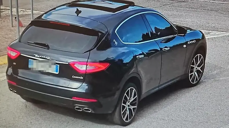 La Maserati Levante di Bozzoli non si trova