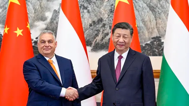 epa11466300 Chinese President Xi Jinping (R) meets with Hungary's Prime Minister Viktor Orban at the Diaoyutai State Guesthouse in Beijing, China, 08 July 2024. EPA/XINHUA / Li Xueren CHINA OUT / UK AND IRELAND OUT / MANDATORY CREDIT EDITORIAL USE ONLY